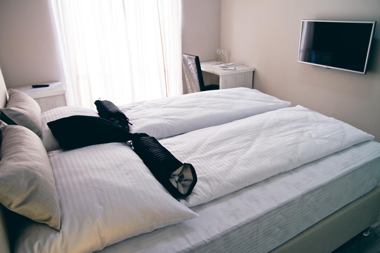 Hotel Bakarni Lonac Brčko Buitenkant foto