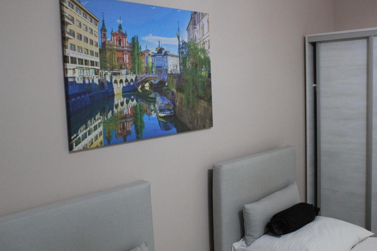 Hotel Bakarni Lonac Brčko Buitenkant foto